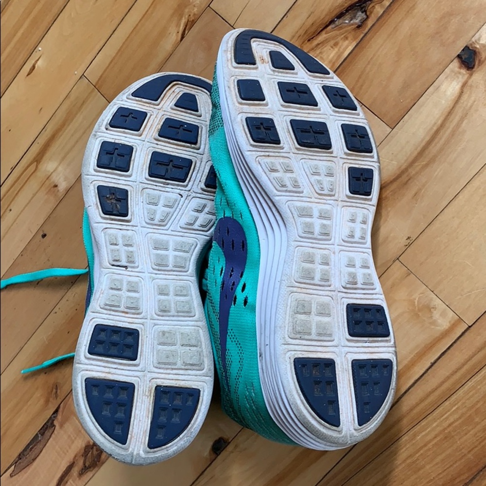 Nike Neutral Rides - Picture 6 of 6